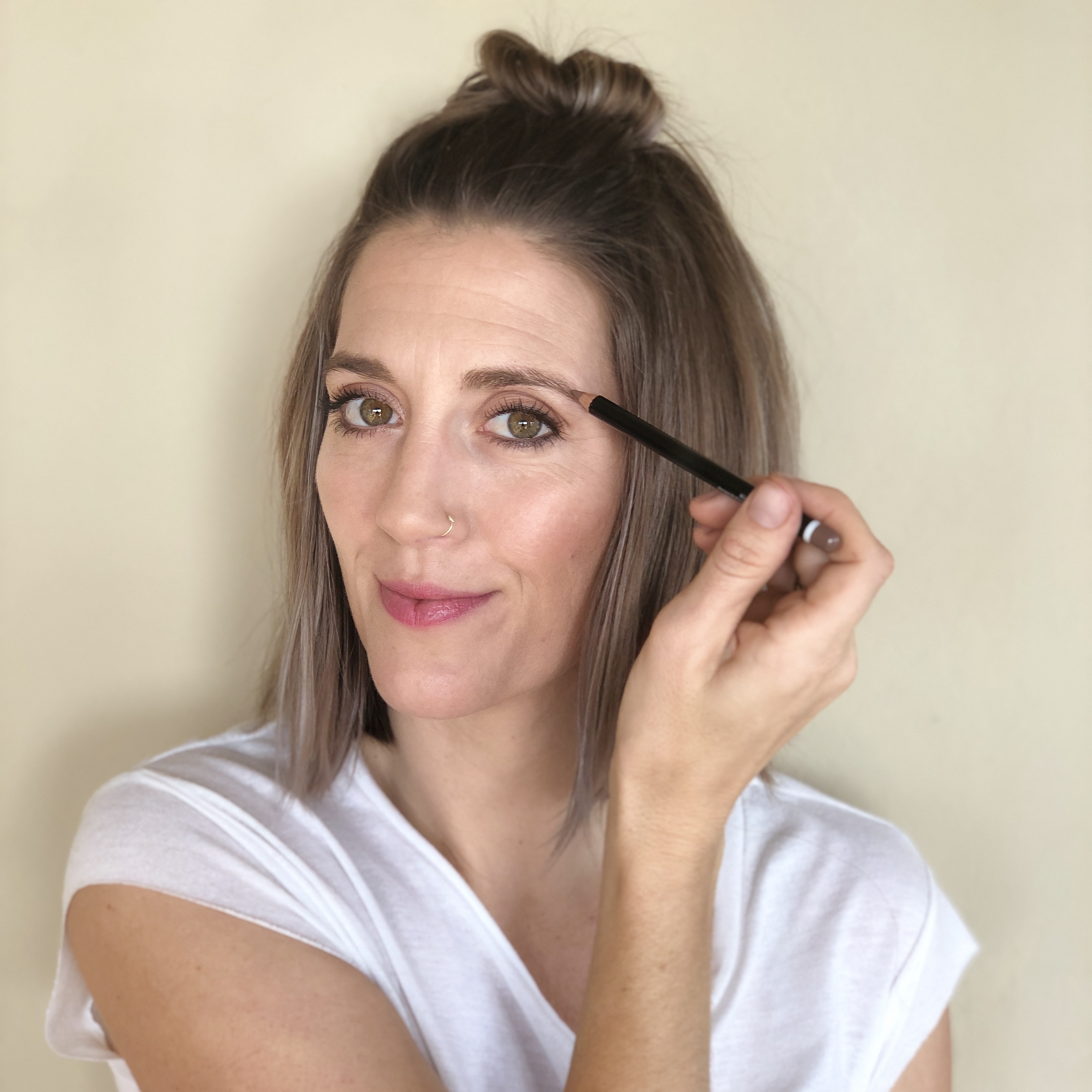 How to use Natural Definition Brow Pencil – Blonde by Alima Pure